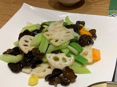 -粤小馆(天安云谷店)