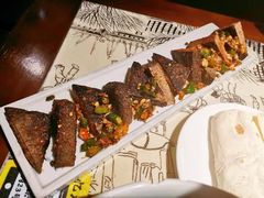 -忆江南·金鹏船宴