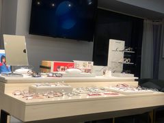 -Trend1881视光·蔡司视觉(领展广场店)