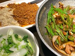 -味上湘菜馆(岳麓山店)