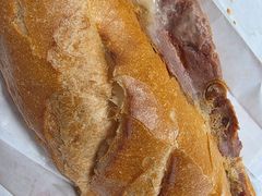 -Bánh Mì Huynh Hoa