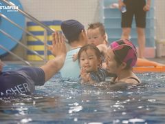 -蓝旗亲子游泳(范湖万达广场店)