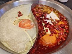 -沸炉重庆老火锅(军事博物馆店)