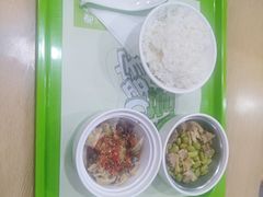-老乡鸡(霍邱县东湖路店)
