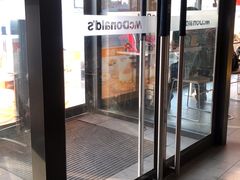 门面-麦当劳(欧亚卖场店)