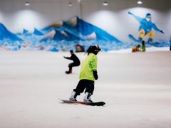 -乔波室内滑雪场
