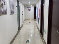 -瑞尔齿科(东方广场诊所)