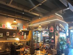 -巴卤社老火锅(财富店)