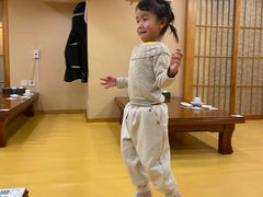 -青瓦餐厅·生鱼片·韩园烤肉(西塔店)