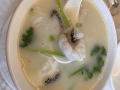 -东豪园林海鲜酒家(南港路辅路店)