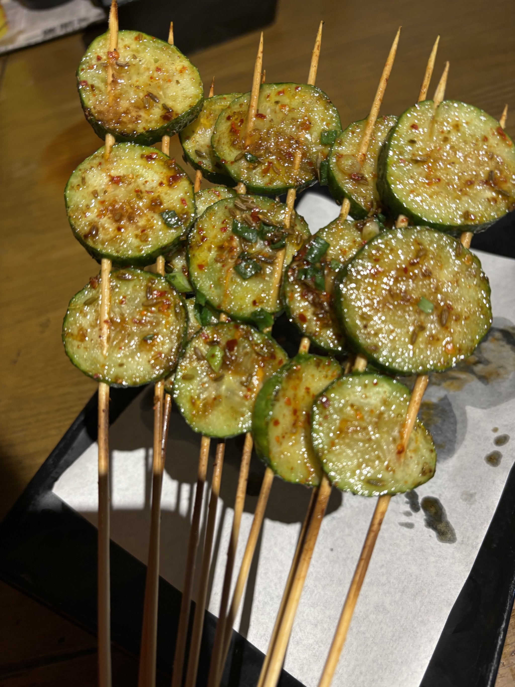 涂小二烧烤新品:小青瓜与香干的美味"烤"验!