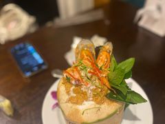 -Chom Cafe and Restaurant
