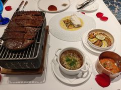 -AZUR聚(香格里拉饭店)