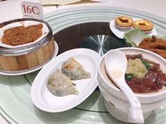 -凤凰楼酒家·粤宴点心(华强北店)