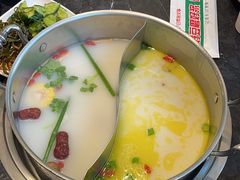 -江小渔鲜鱼火锅(西二道街店)