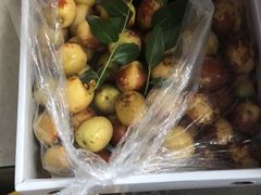 -上海龙吴水胜海发市场