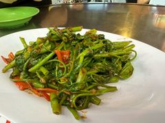 -明记烧鱼美味店