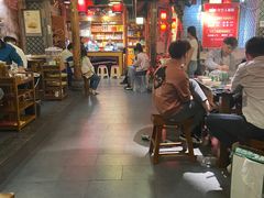 大堂-守艺人老火锅