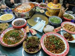 -牟记江湖重庆地标特色菜鱼蛋海鲜羊蝎子(巴南区黑金冠十多年好店)