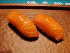 三文鱼寿司-佛山希尔顿酒店·融誉亚洲美食荟