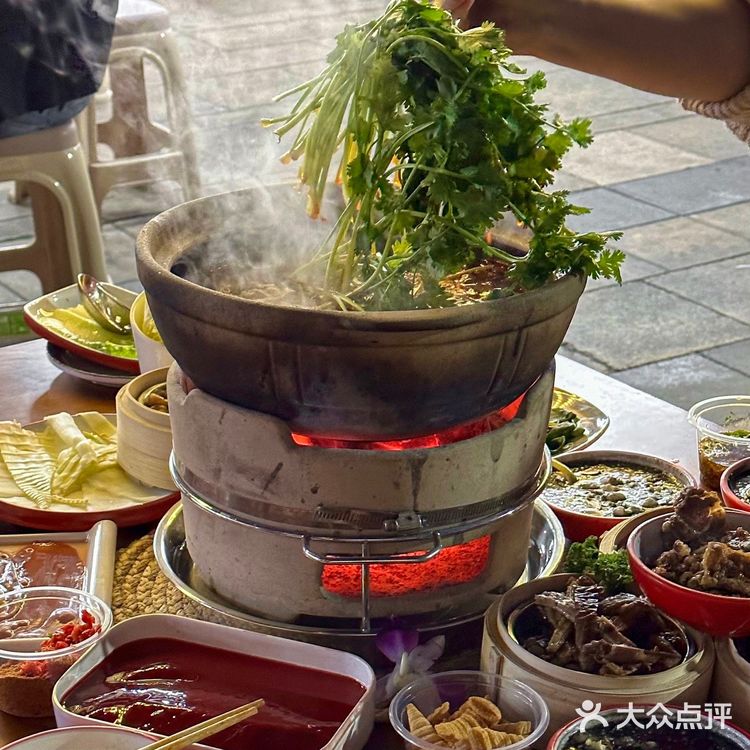 终于在武汉吃到糯唧唧的油醪糟！是重庆那味！