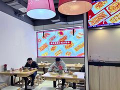 -魔都三兄弟酸辣粉·蘸卤炸串(虹桥万科店)