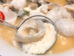 馋嘴豆花鱼-彩蝶谷美食廊·粤式经典南番顺·铁板烧烤泰风味(广州长隆酒店)