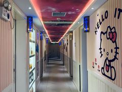 -唯爱KTV聚会餐厅(仙林东城汇店)