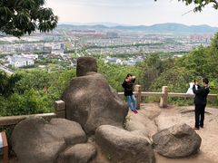 -灵岩山风景区