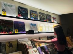 -黑胶星球(华发中城商都店)