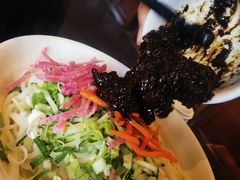 -亿诣蝎府炸酱面羊蝎子火锅(酷车小镇店)