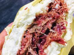 腊牛肉夹馍-邢老三肉丸糊辣汤(西安总店)