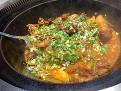 -山河屯铁锅炖(哈西站店)