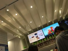 -CoCo都可(湖滨银泰店B区店)