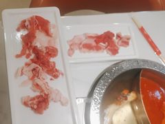 -嘎琉鲜切牛肉自助火锅