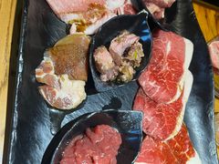 -金刚山黑牛炭火自助烤肉(西大望路店)