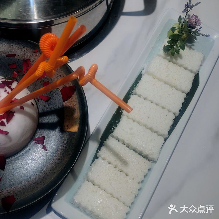 三亚旅游探店|这家椰子鸡果然名不虚传