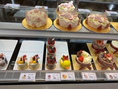 -花花卷卷·鲜食蛋糕(静安久光百货店)