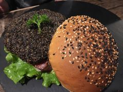 -HIGH FIVE哈福手工汉堡(桂林路店)