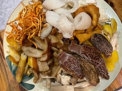 -菌之家·专业纯野生菌火锅·特色炒菌
