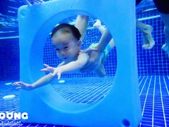 -龙格亲子游泳俱乐部(泊富中心)