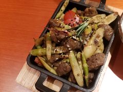 烧汁牛肉-仓桥家·焗寿司·锅物(光谷步行街店)