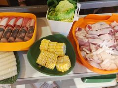 -润园四季椰子鸡火锅(卓越INTOWN店)