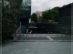 -正大乐城徐汇店-地下停车库