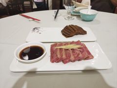 -梅龙镇酒家(南京西路总店)