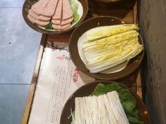 -锅来乐地锅鸡(安亭店)