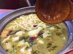 -周鱼小馆石锅酸菜鱼(活力汇店)