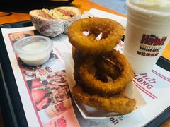洋葱圈-The Habit Burger Grill 哈比特汉堡(复兴soho店)