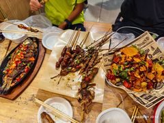 -郑记•不夜城烧烤•龙虾•虾蟹(黄鹤楼店)
