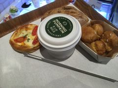 -巴黎贝甜(大宁国际商业广场店)